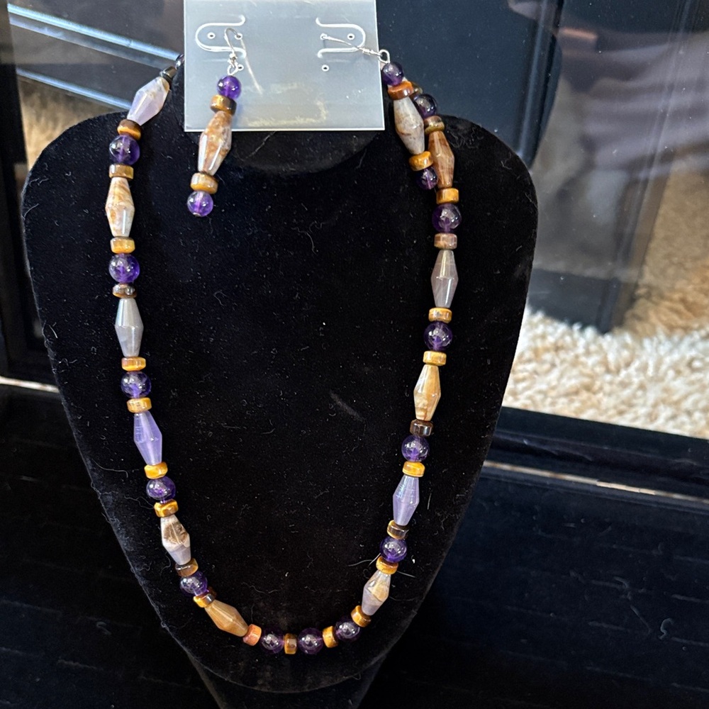 Elegant Purple and Brown semi precious Beaded Necklace